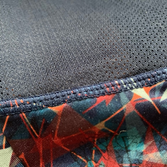 Ellesse Multi-colour Geo Leggings - Picture 4 of 4